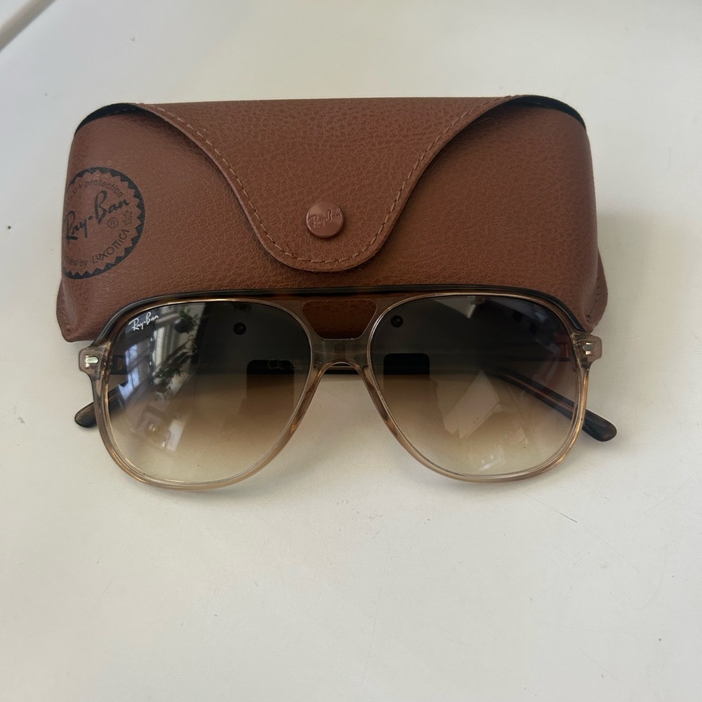 Ray-Ban Brown Gradient Aviator Sunglasses